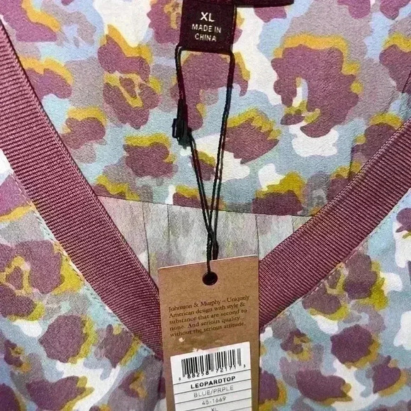 Johnston Murphy NWT Womens Blouse XL - Picture 4 of 4